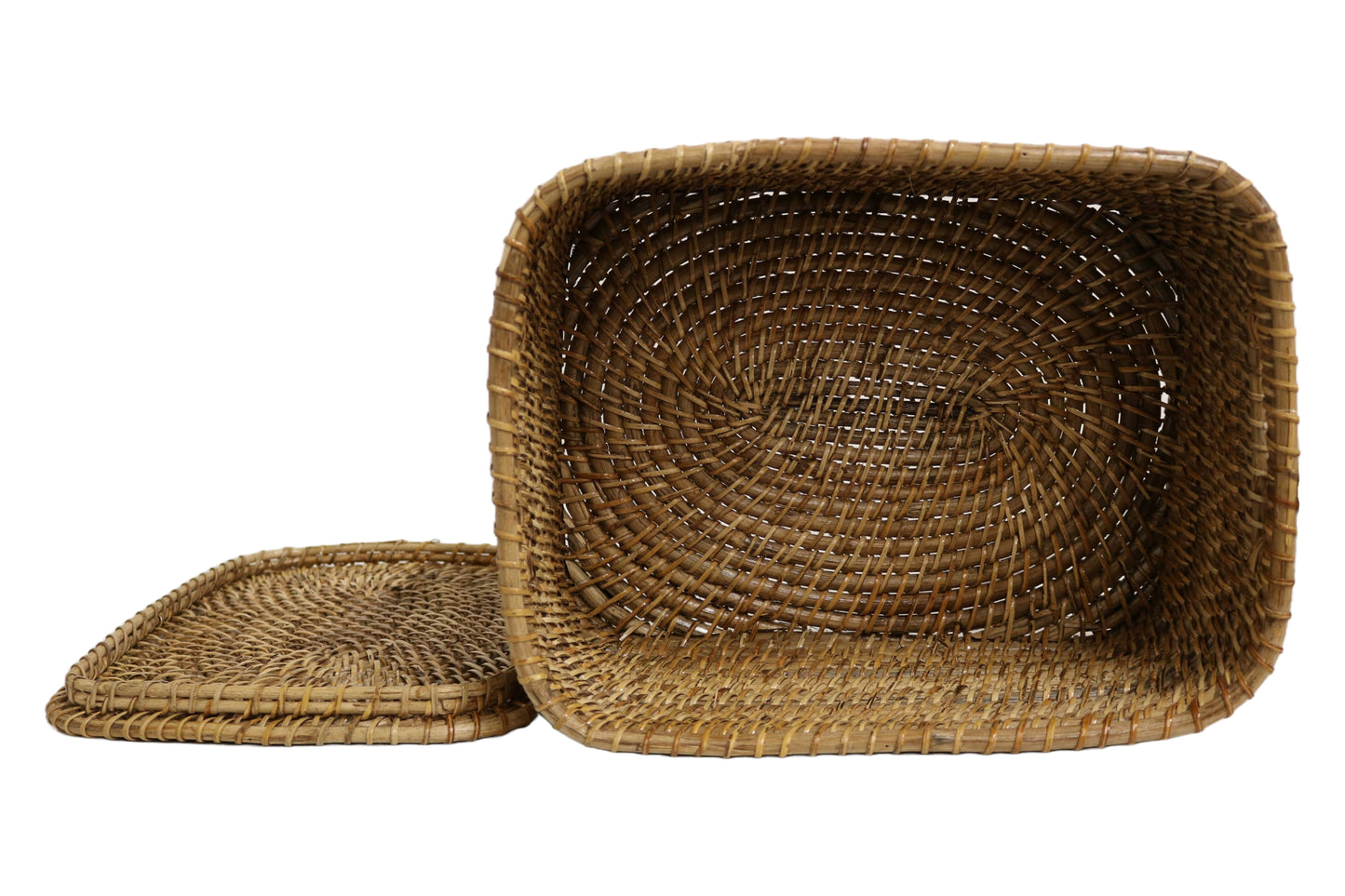 Home&Manor 15" Rattan Storage Basket with Lid