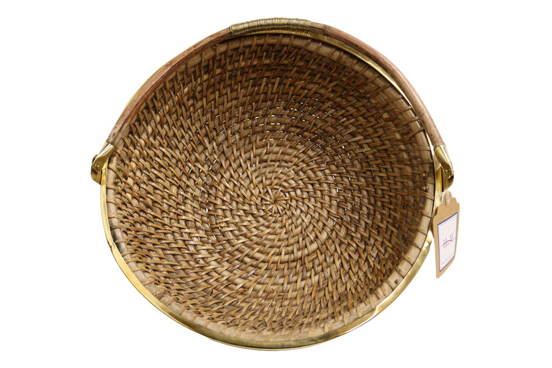 Home&Manor 12" Round Deep Wicker Basket with Handle and Shiny Brass Rim